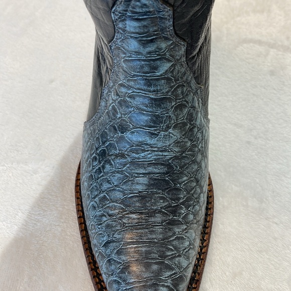 FERRINI WOMENS POINTED TOE BOOTS, SIZE AND 7B - Picture 7 of 13